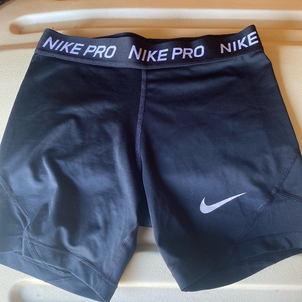Black Nike Pro spandex